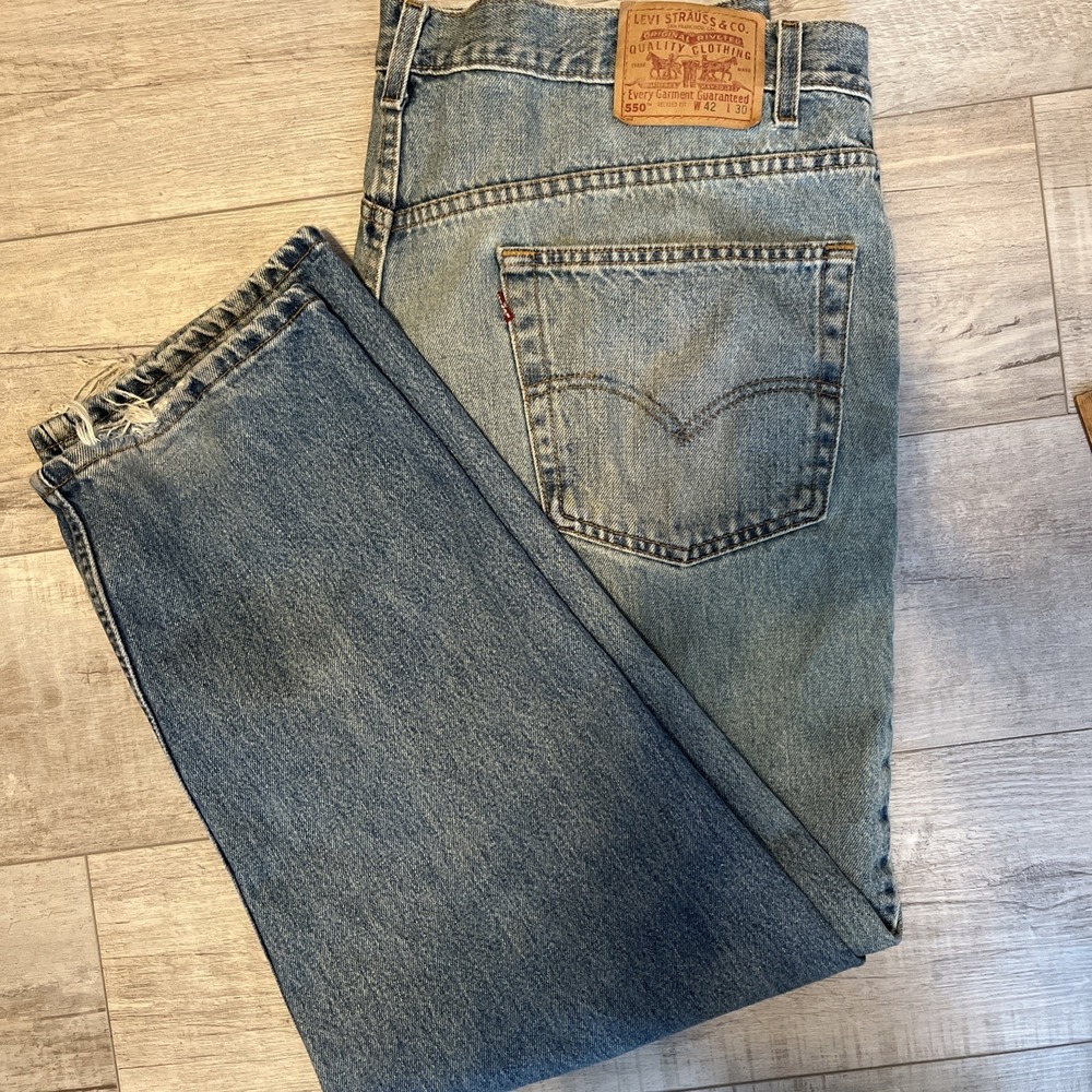 Levis 550 Jeans Mens 42x30 Blue Relaxed Fit Straight Leg Medium Wash Denim Pants